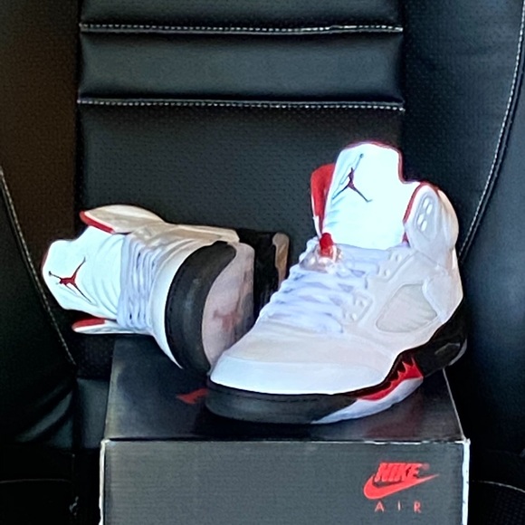 Jordan Retro - Picture 2 of 3